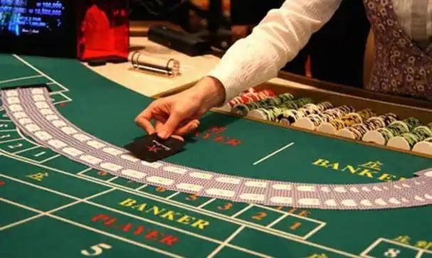 Panel fitur postogel untuk pemain dewasa